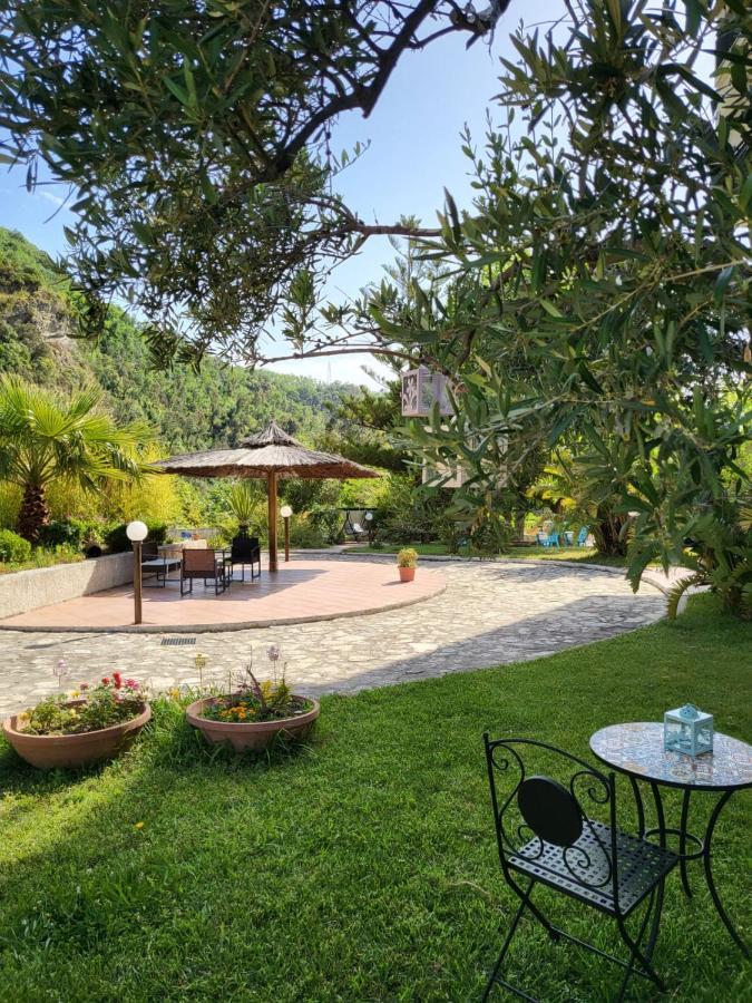Hotel Parco Delle Rose 아쿠아페사 외부 사진
