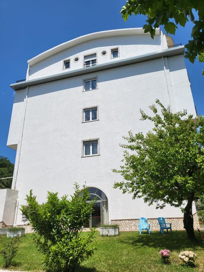 Hotel Parco Delle Rose 아쿠아페사 외부 사진